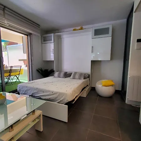 Le Capitole Studio Cabine 25M2 Climatise Terrasse Apartman *