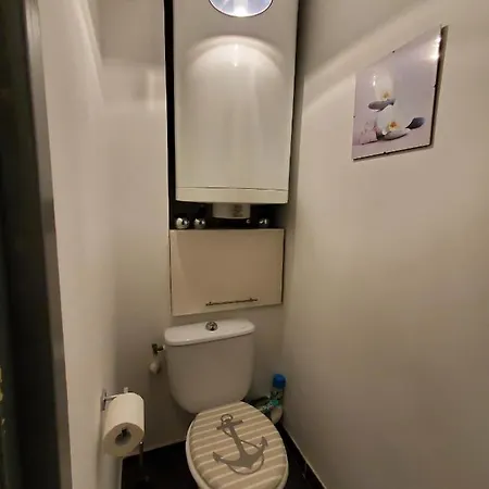 Le Capitole Studio Cabine 25M2 Climatise Terrasse * Fréjus